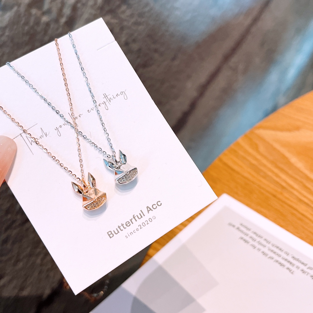 High Polish Silver Necklace Lively Proposal Gold