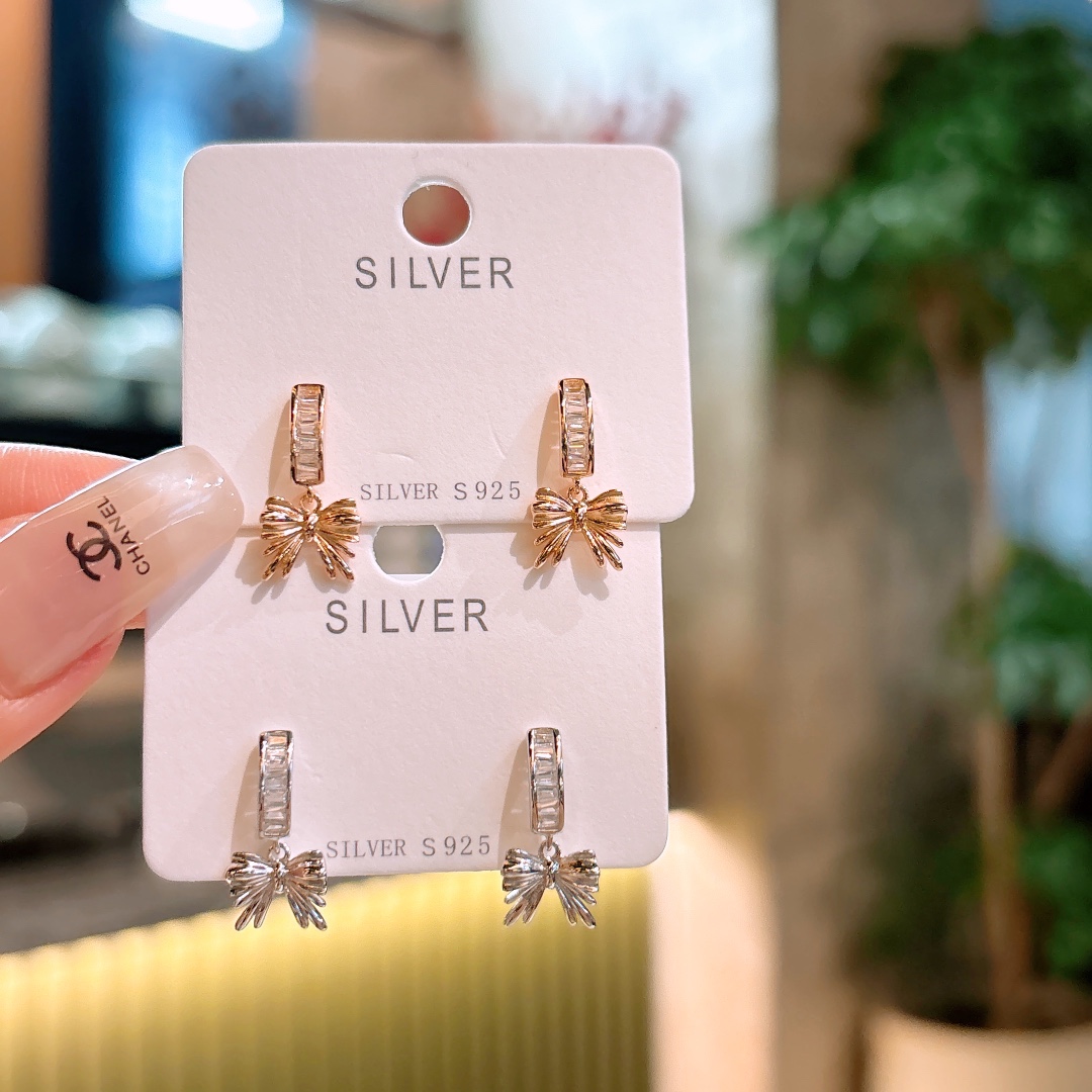 Nickel Free Silver Earrings Gentle Teacher's Day Silver