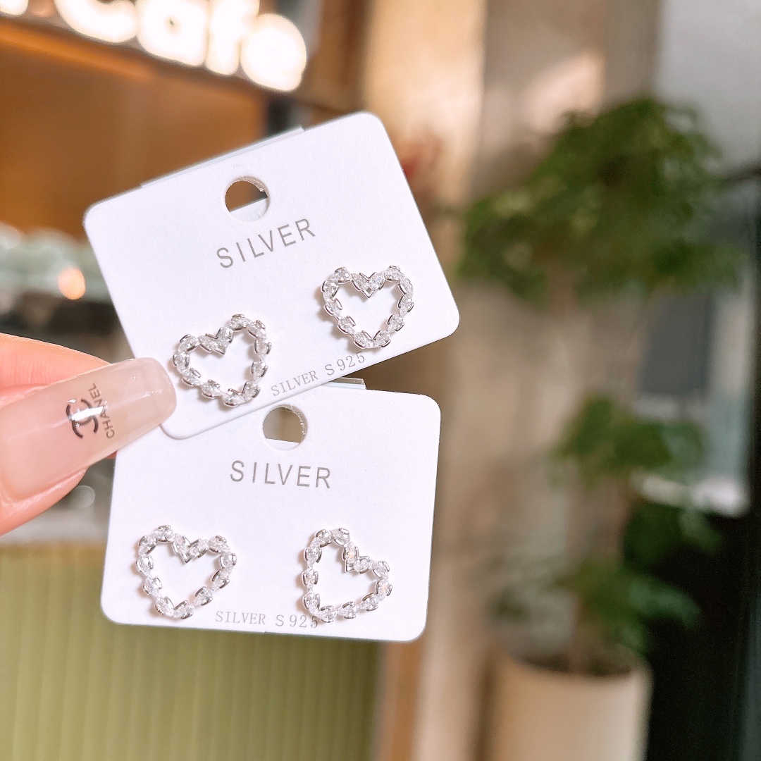 Low Allergy Silver Earrings Sweet & Cool Annual Party Silver