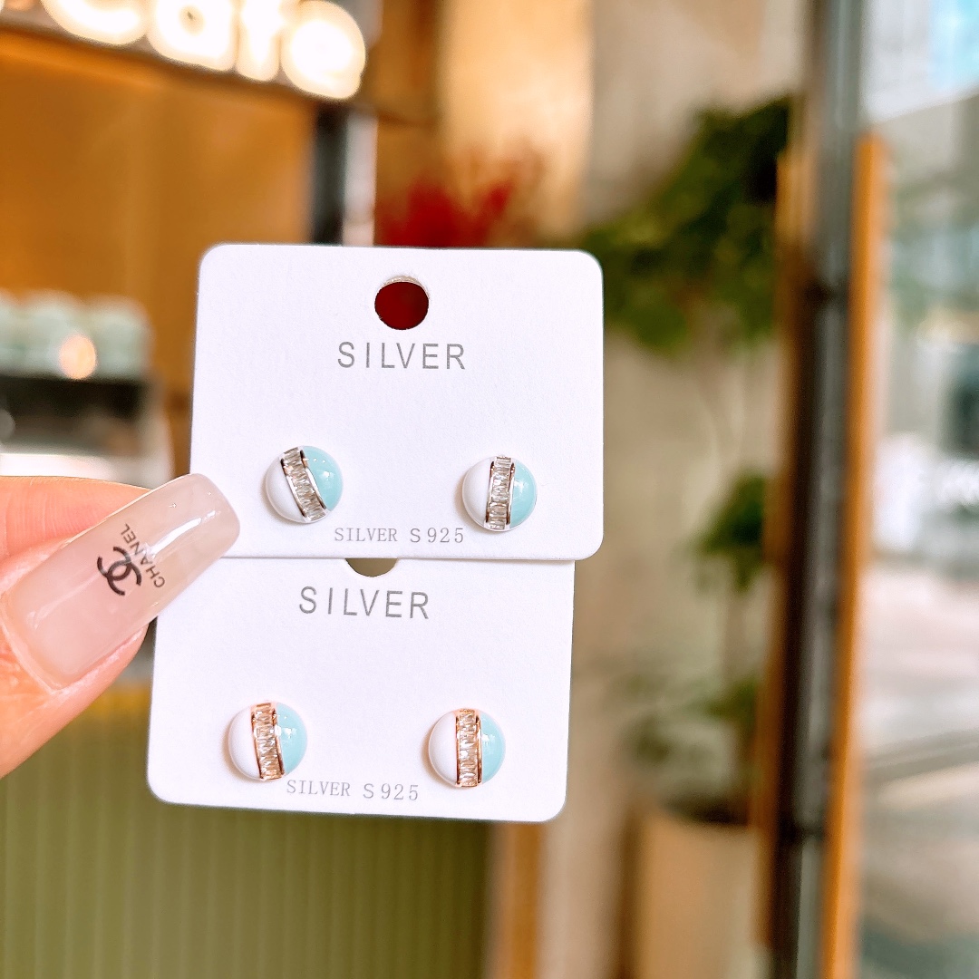 Hypoallergenic Silver Earrings Gentle New Year Silver