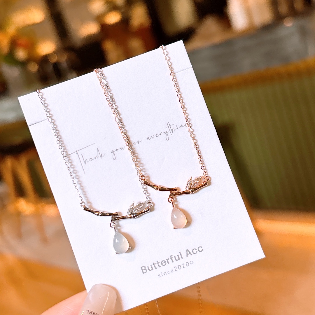 High Polish Silver Necklace Sweet & Cool Wedding Favor Gold