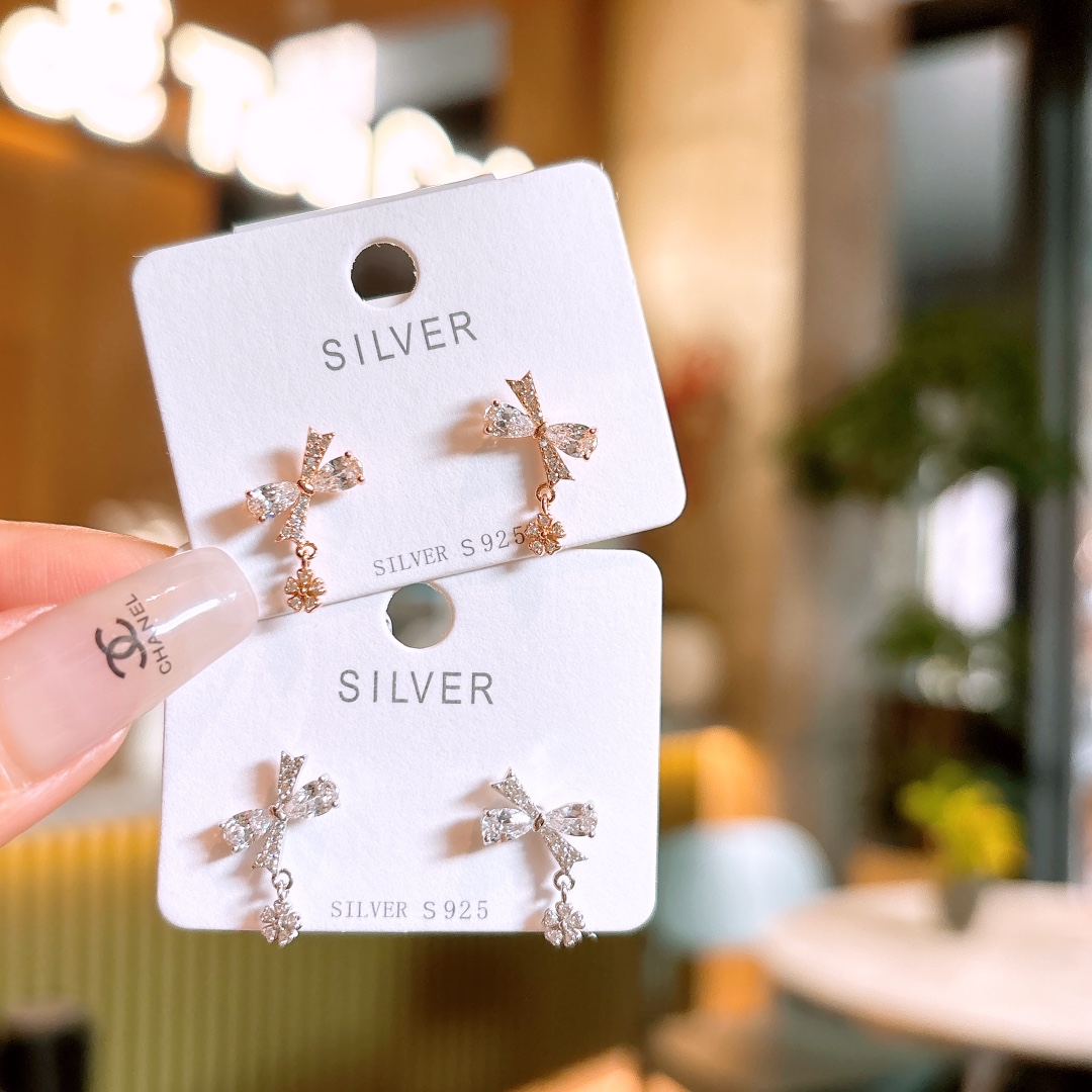 S925 Sterling Silver Earrings Premium Banquet Silver