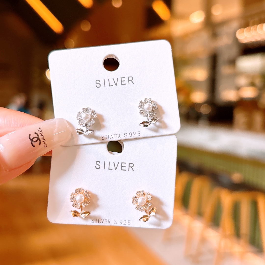 Fine Silver Earrings Minimalist New Year Gold