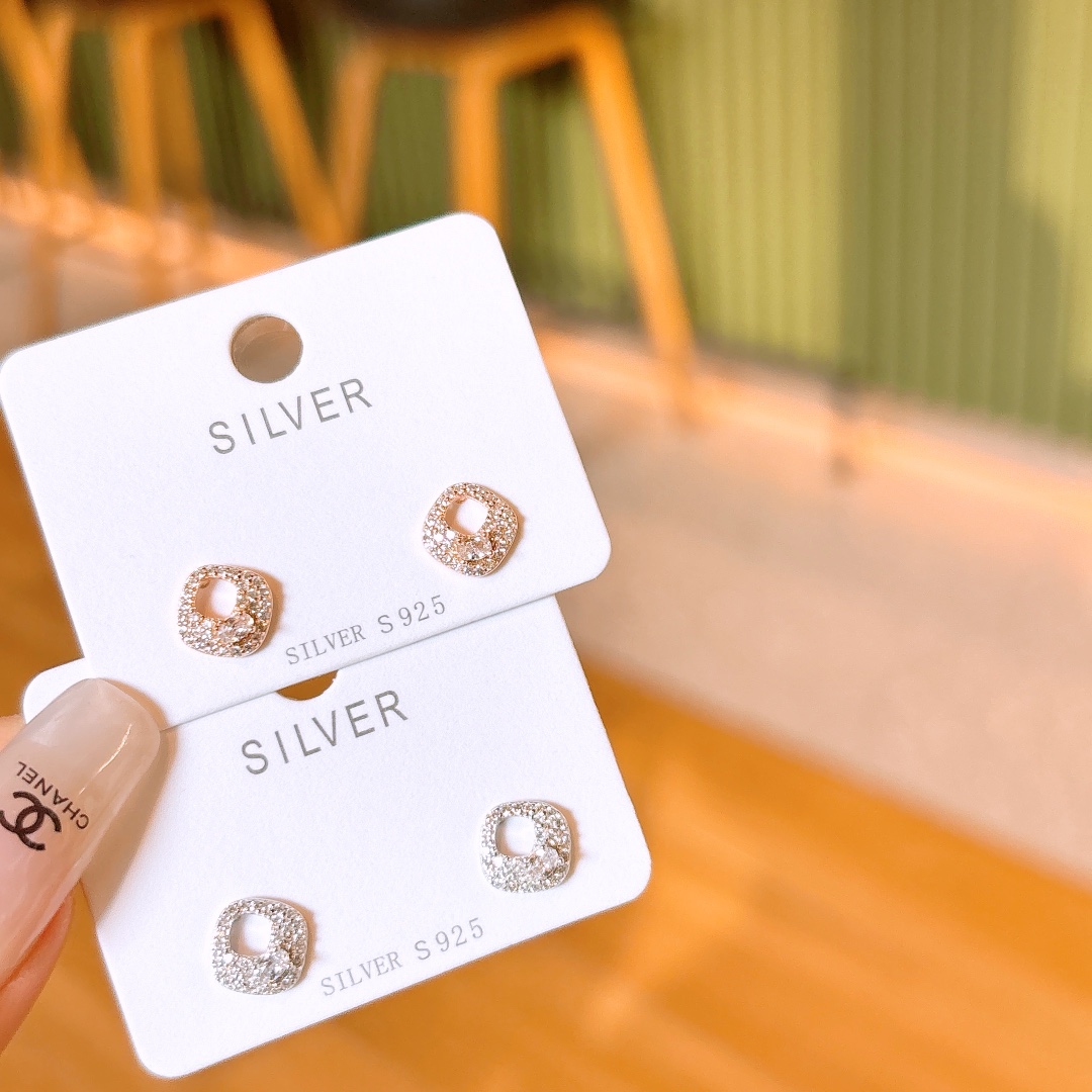 High Polish Silver Earrings Elegant Banquet Silver