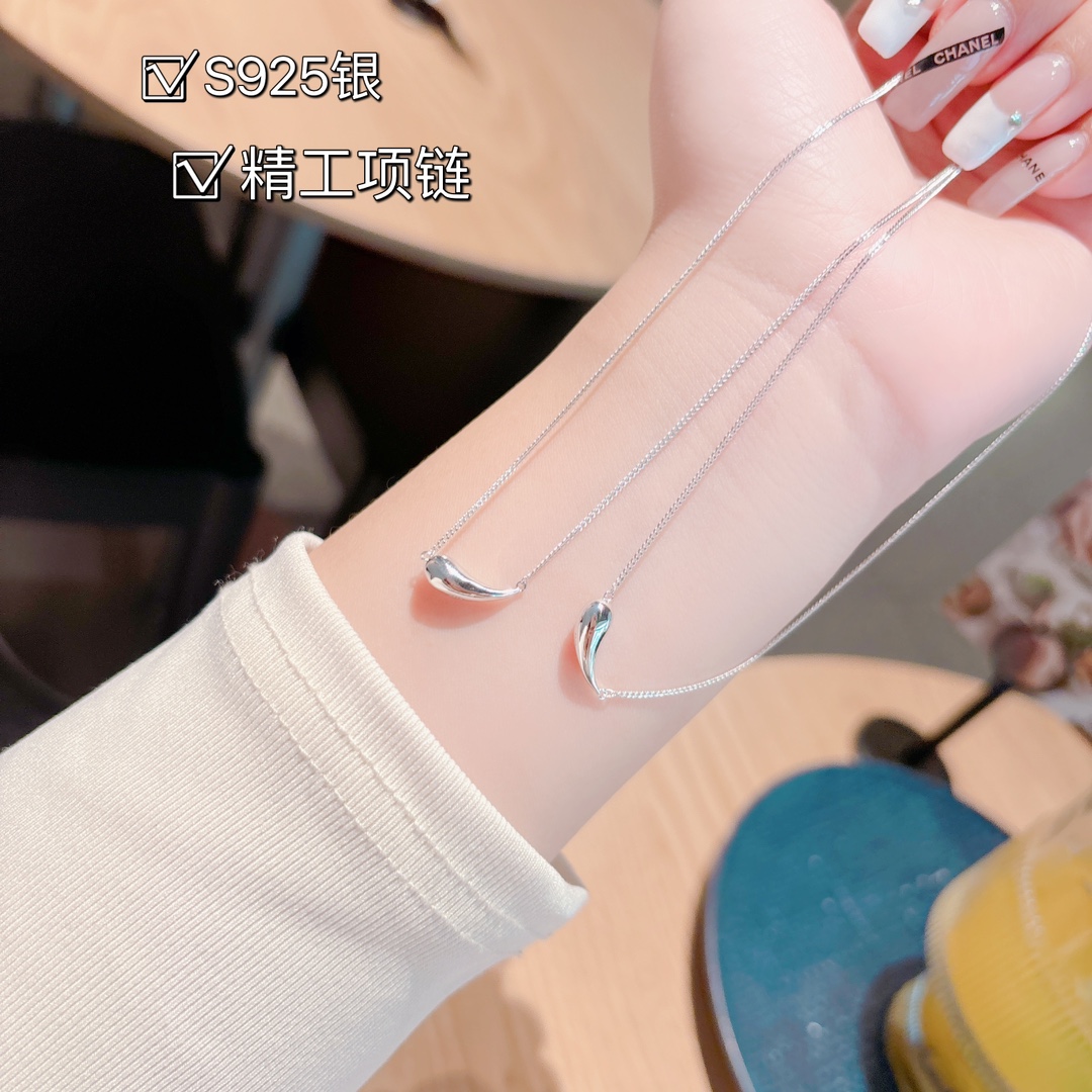 Hypoallergenic Silver Necklace Chic Banquet Silver