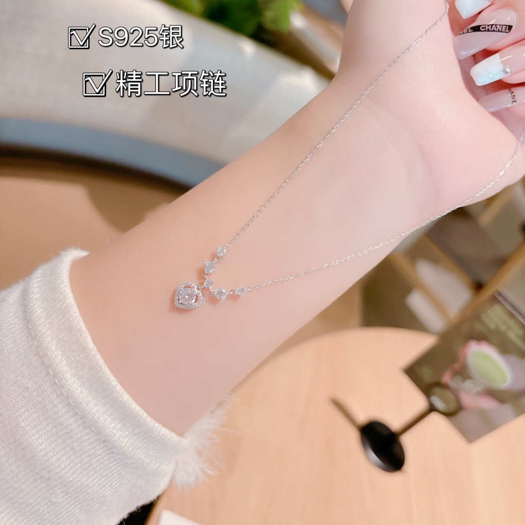 925 Silver Moissanite Necklace Soft Date Night Gold