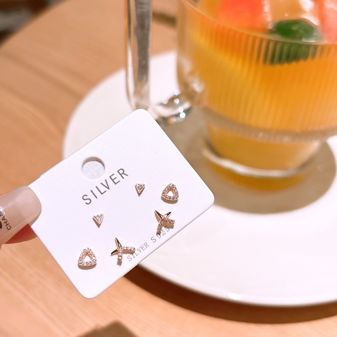 Fine Silver Earrings Elegant New Year Gold