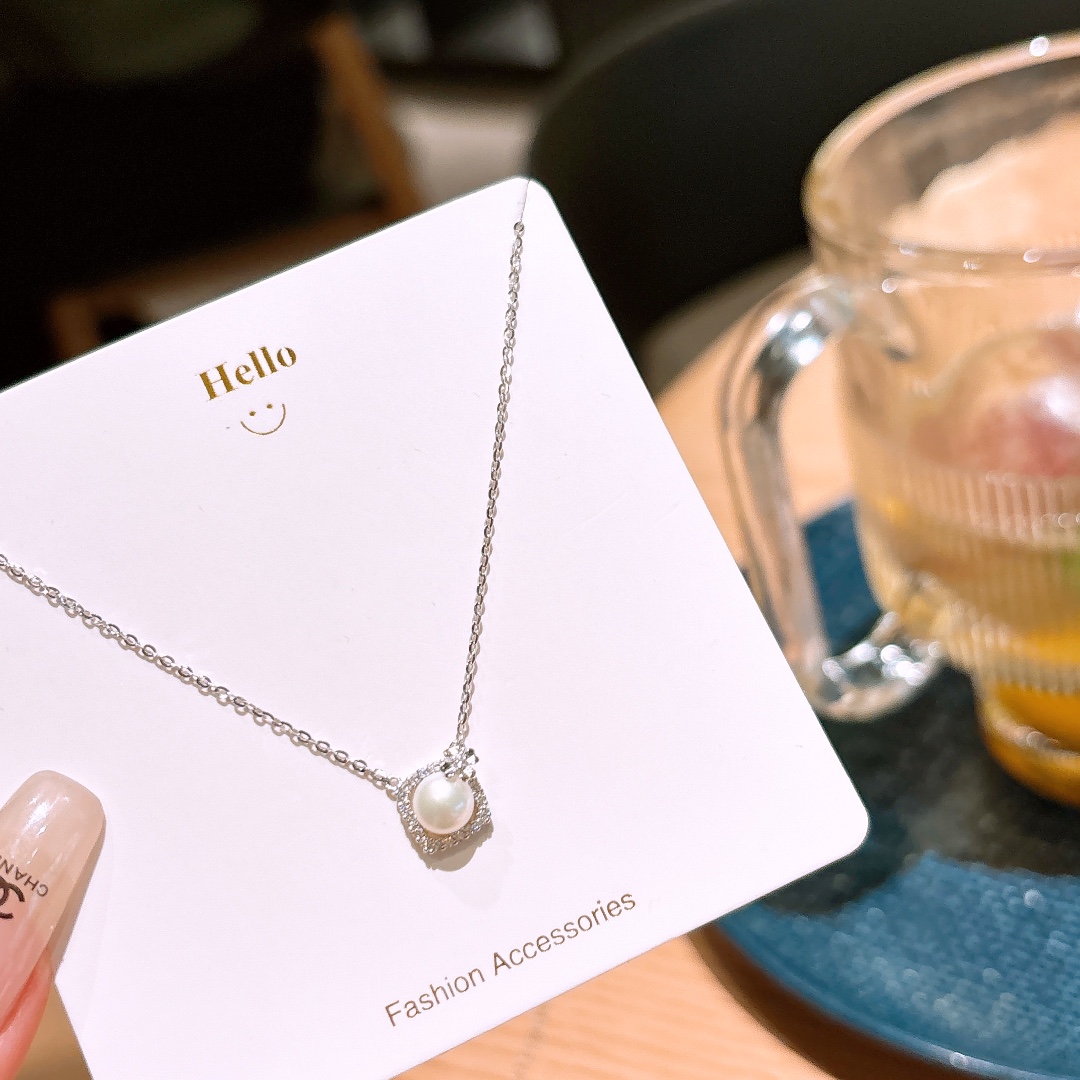 Nickel Free Silver Necklace Light Luxury Banquet Silver