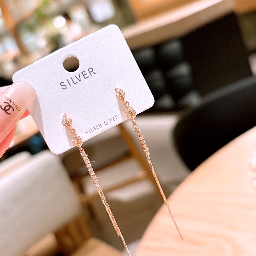 Fine Silver Earrings Light Luxury Mother's Day Silver