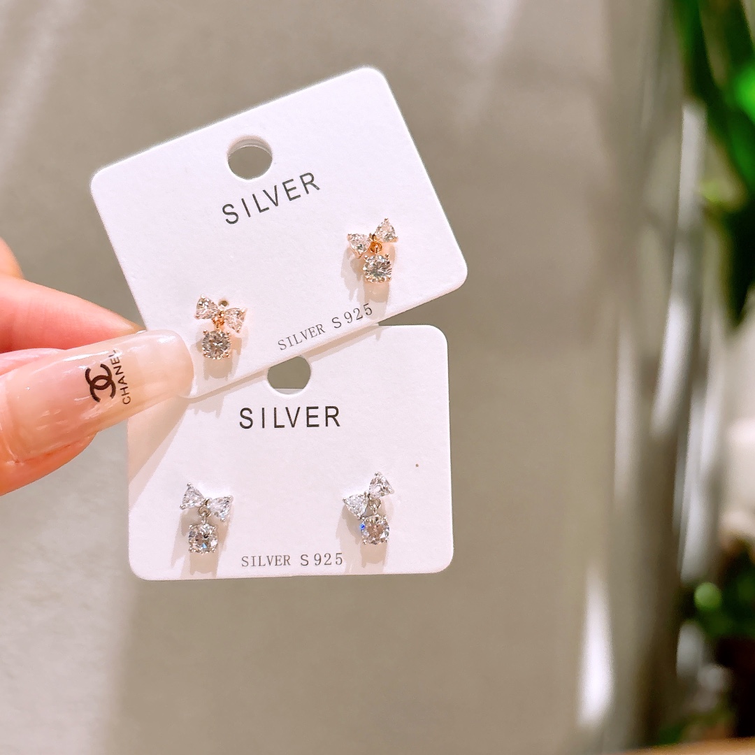 High Polish Silver Earrings Light Luxury Everyday Wear Silver