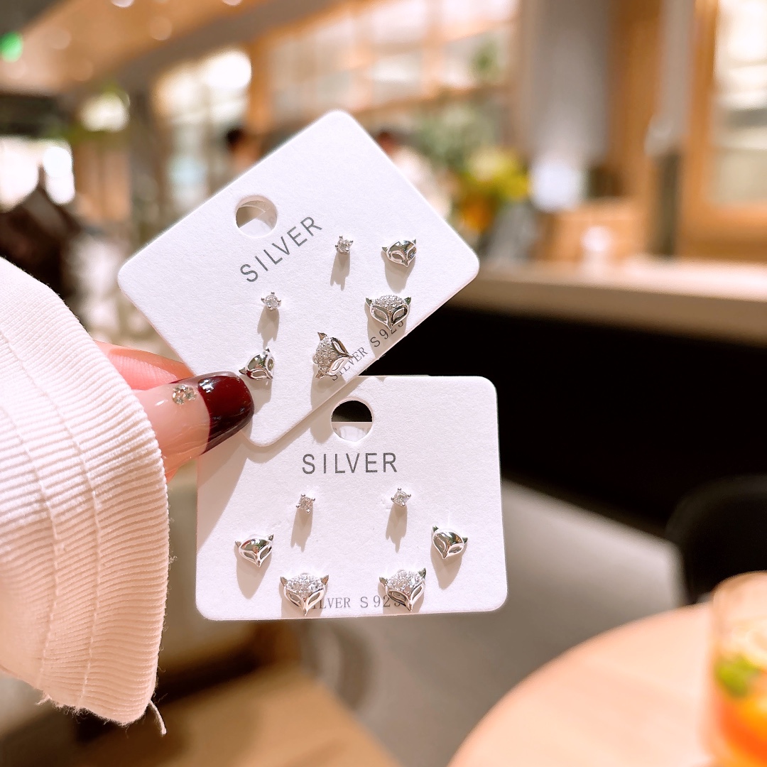 S925 Sterling Silver Earrings Lively Birthday Gold