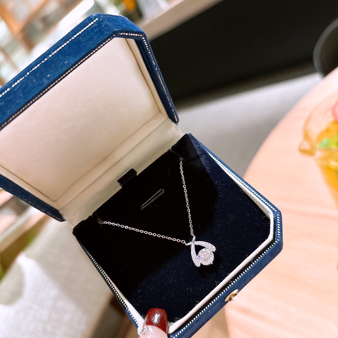 Solid Silver Moissanite Necklace Intellectual Workplace Silver