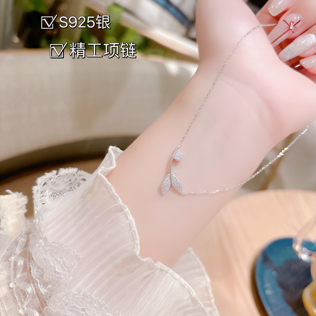 フレッシュ低アレルギー銀モアッサナイトネックレスシルバー 卒業