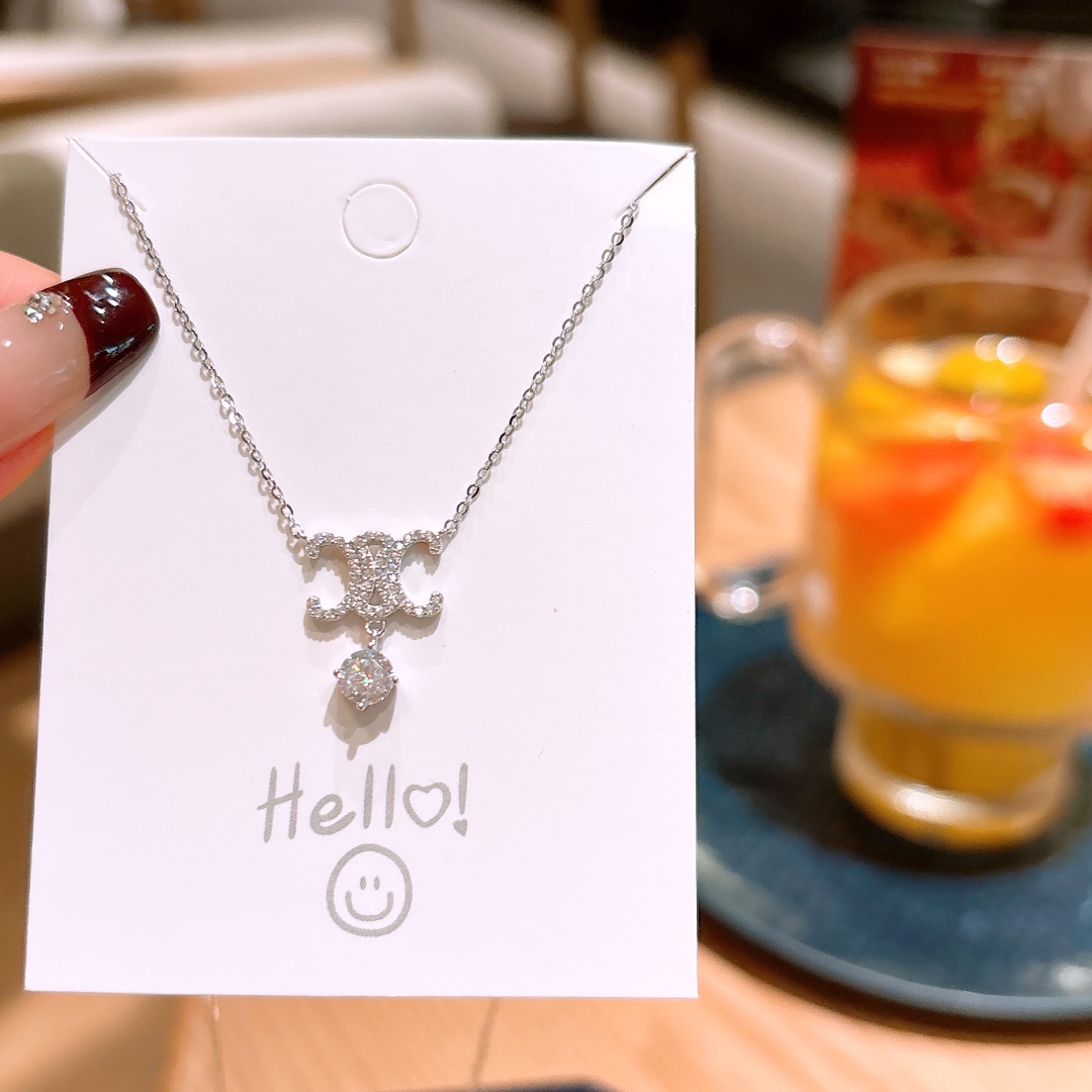 ユニーク低アレルギー銀モアッサナイトネックレスゴールド ウェディングギフト