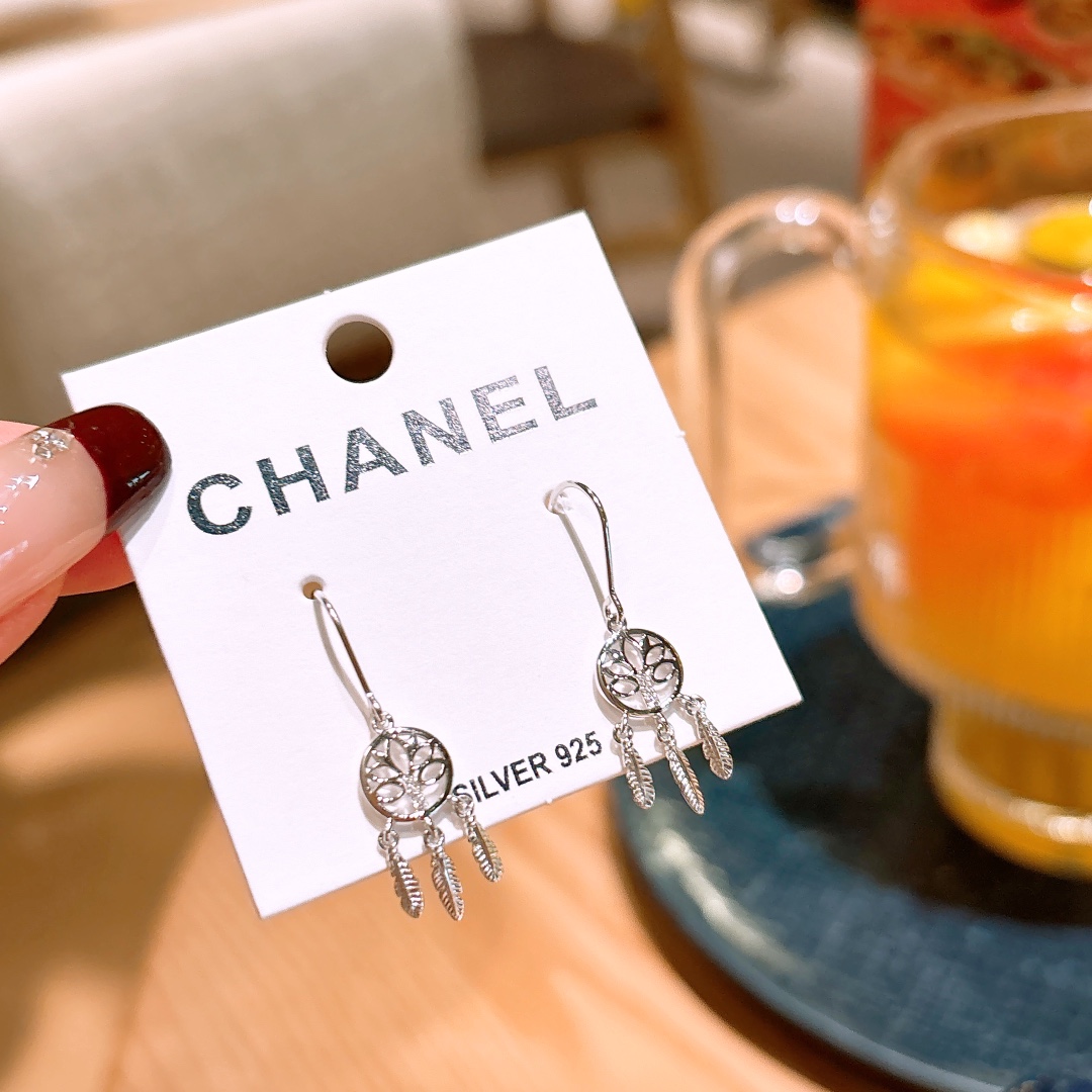 Low Allergy Silver Drop & Thread Earrings Light Luxury Graduation Gold