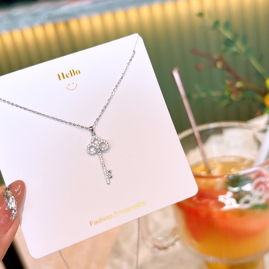 Solid Silver Necklace Elegant Teacher's Day Gold