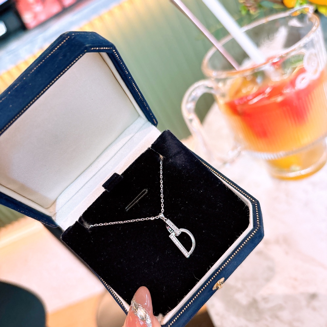 S925 Sterling Silver Necklace Lively Annual Party Gold