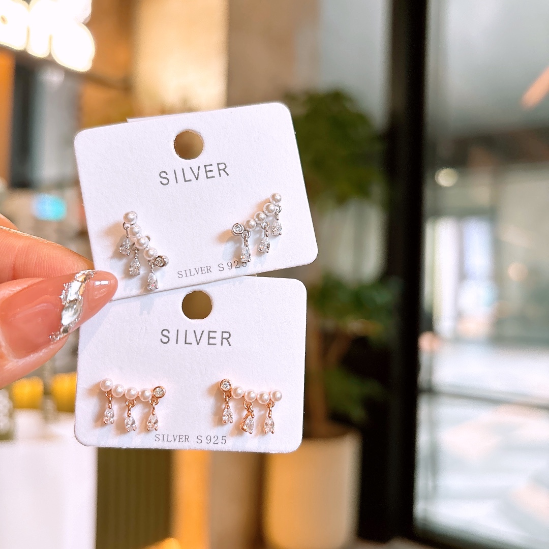 S925 Sterling Silver Earrings Forest New Year Gold