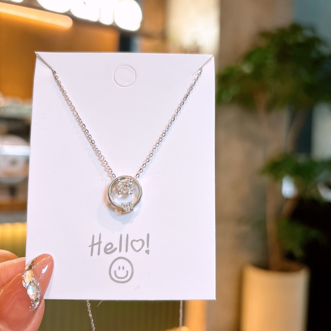 High Polish Silver Moissanite Necklace Chic Travel Silver