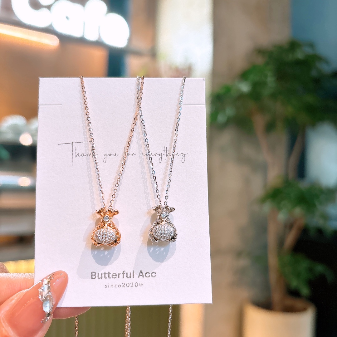 ガーリーニッケル無添加銀ネックレスゴールド 母の誕生日