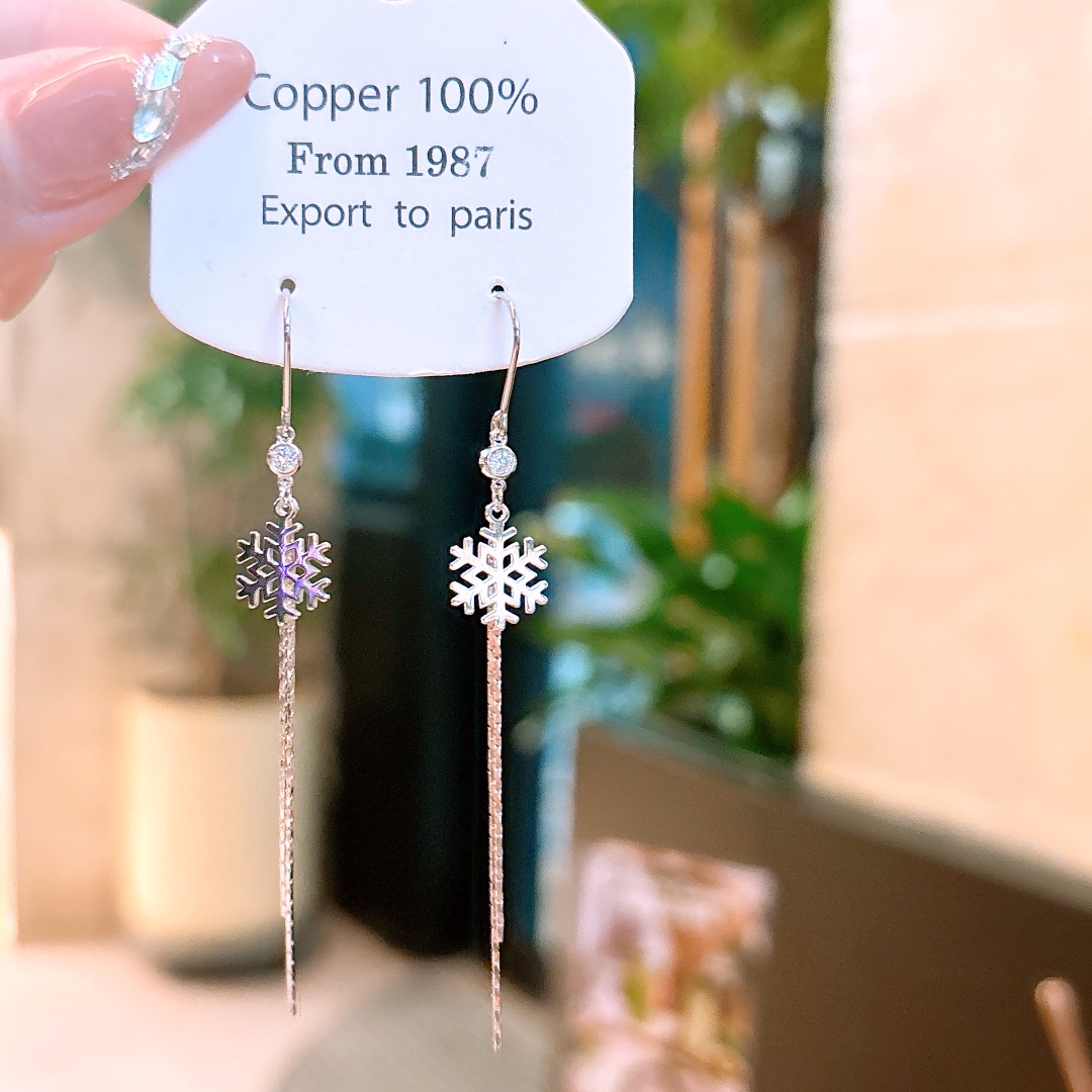 High Polish Silver Drop & Thread Earrings Cute Travel Gold