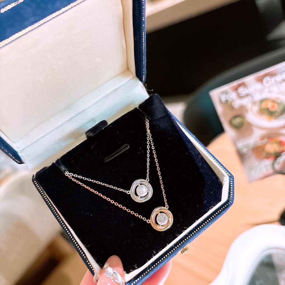 Hypoallergenic Silver Moissanite Necklace Elegant Wedding Registration