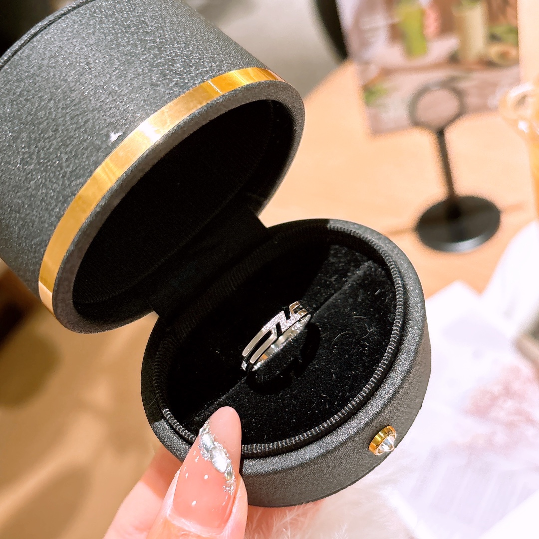 Low Allergy Silver Ring Sweet & Cool Spring Festival Gold