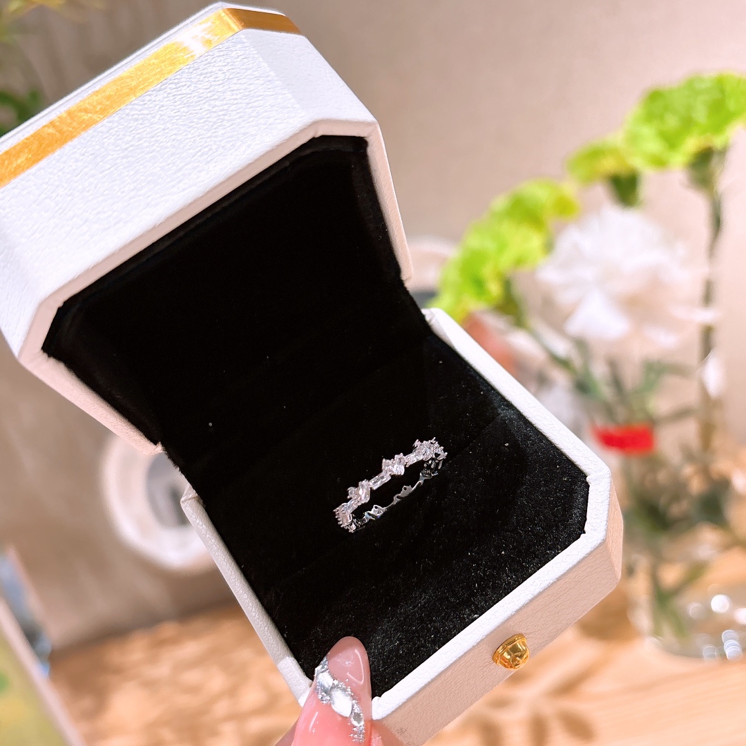 ガーリー高品質シルバーリングゴールド デート