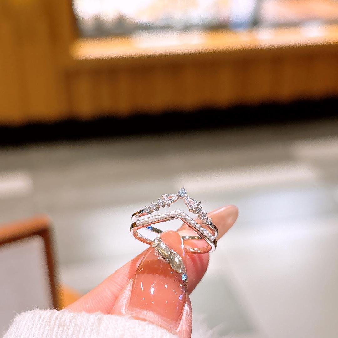 Fine Silver Ring Vintage Spring Festival Gold