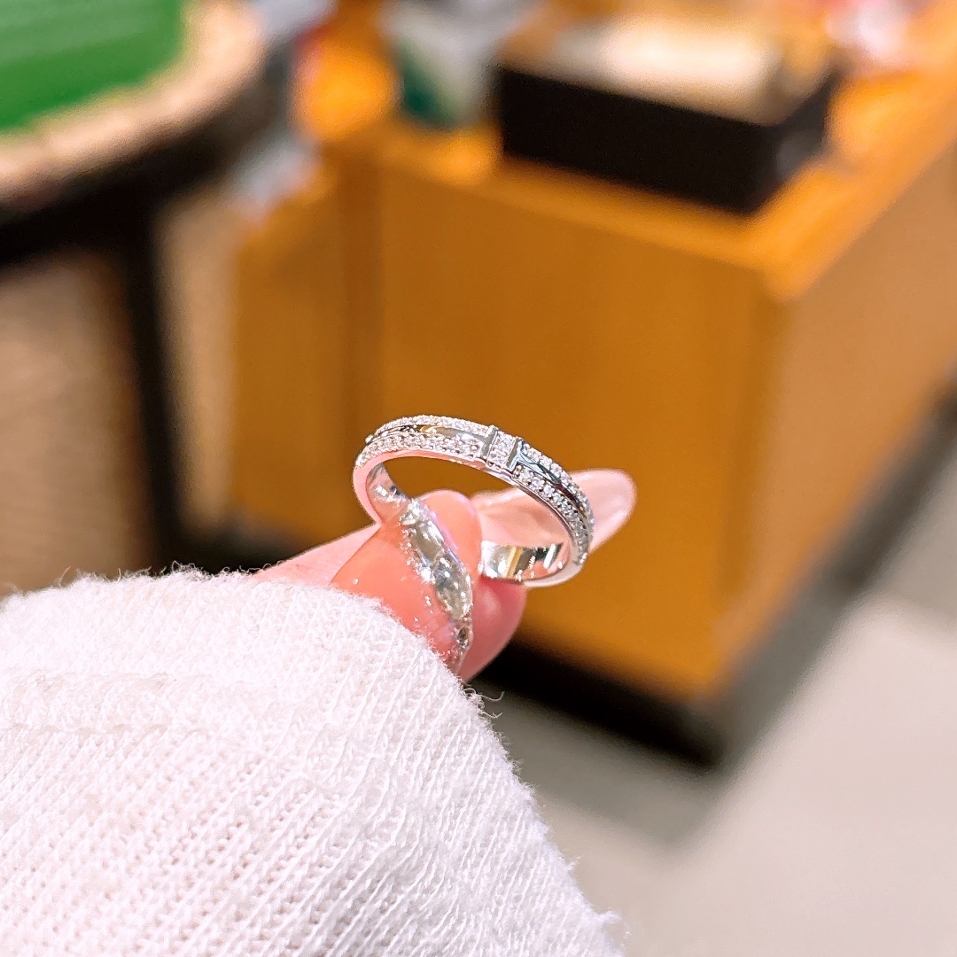 Solid Silver Ring Soft Spring Festival Gold