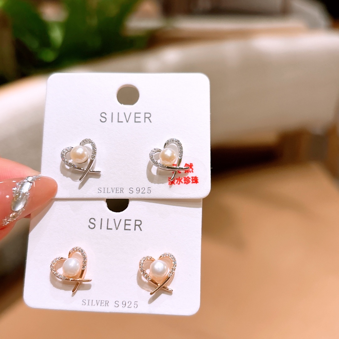 S925 Sterling Silver Freshwater Pearl Studs Girly Everyday Wear Gold