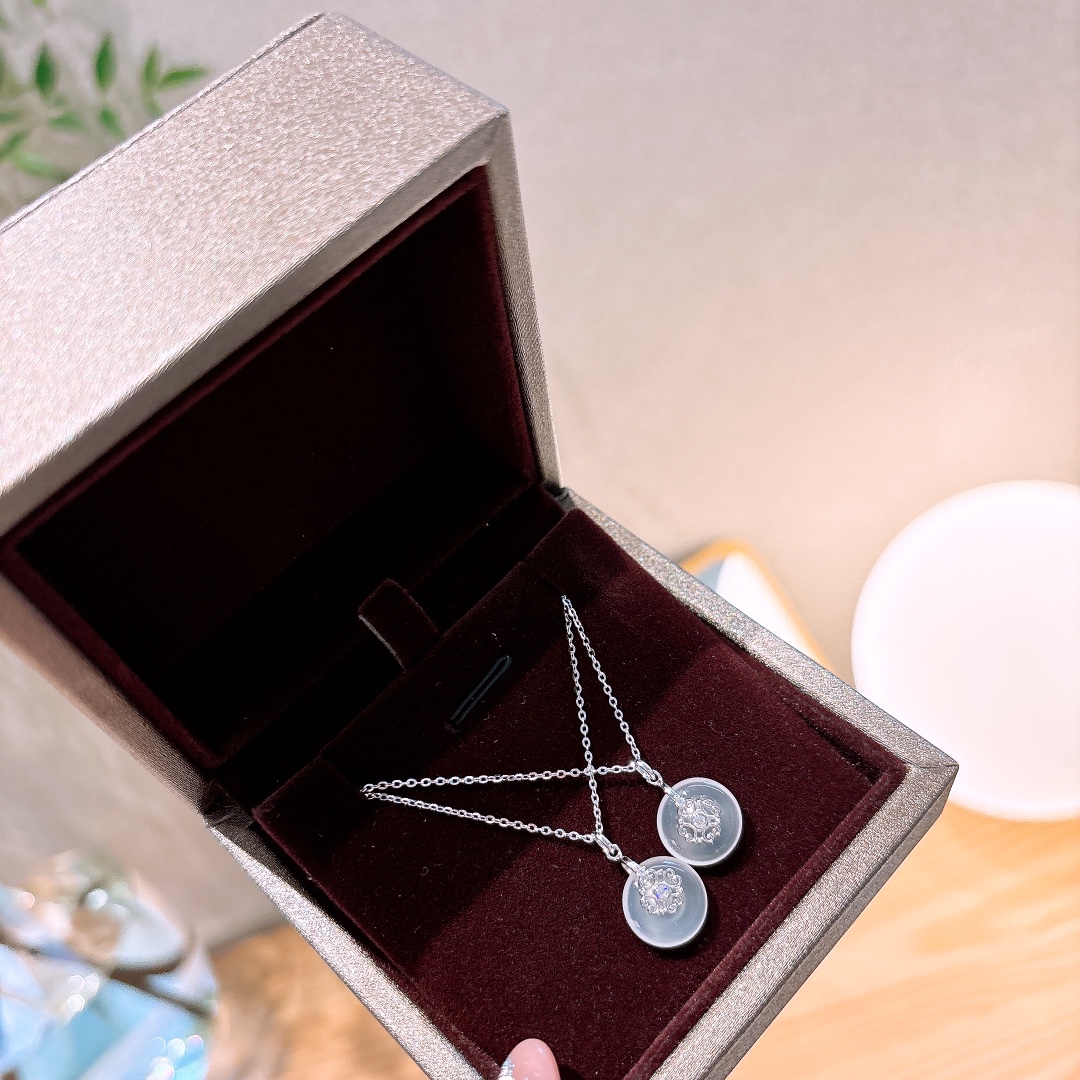 High Polish Silver Necklace Light Luxury Proposal Silver