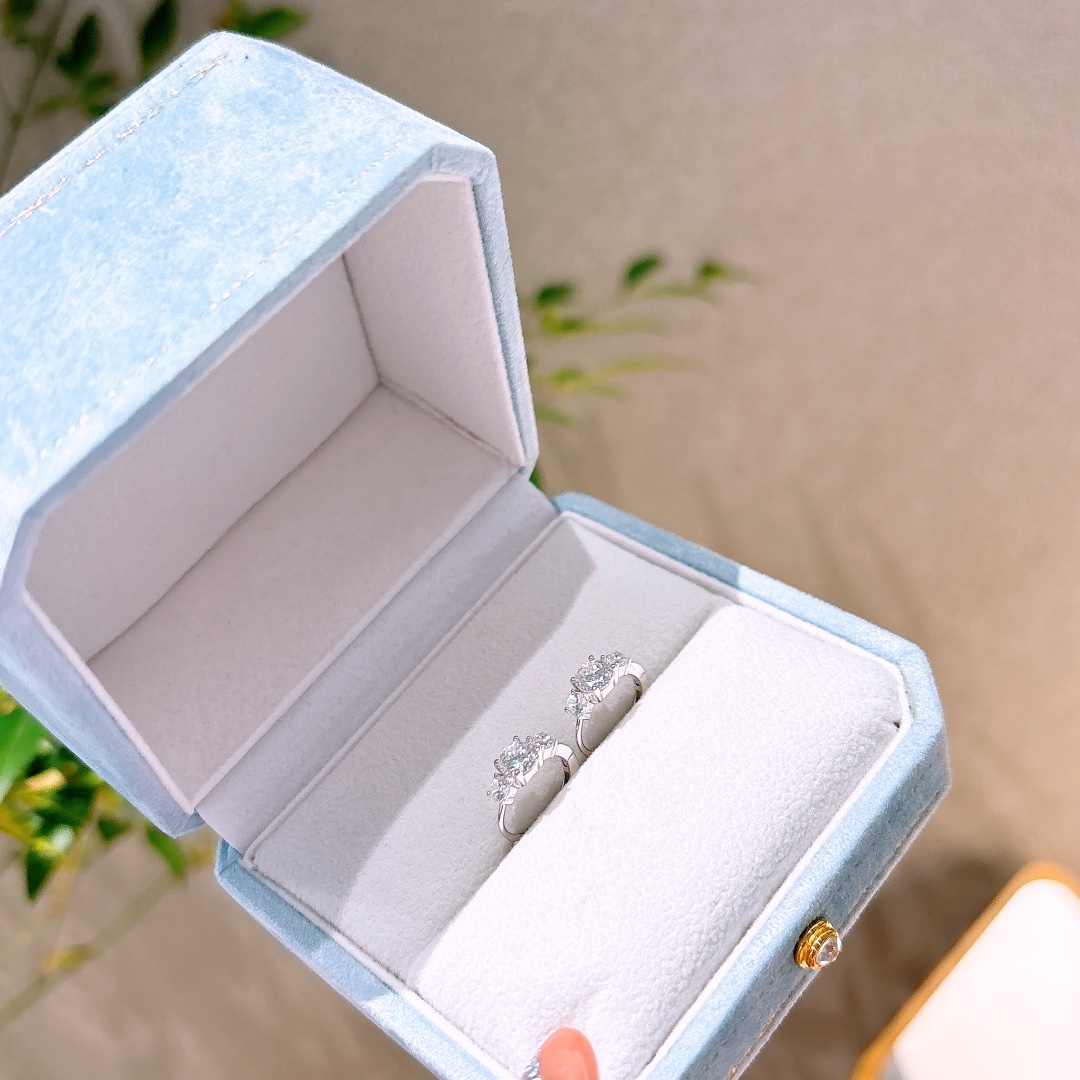 Fine Silver Moissanite Ear Cuffs Intellectual Birthday Silver