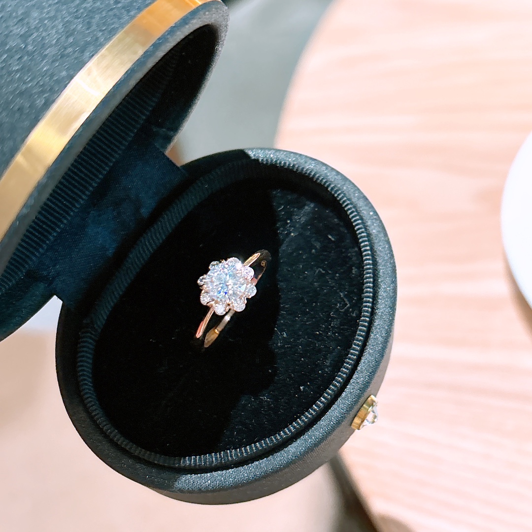 925 Silver Moissanite Ring Premium Housewarming Gold