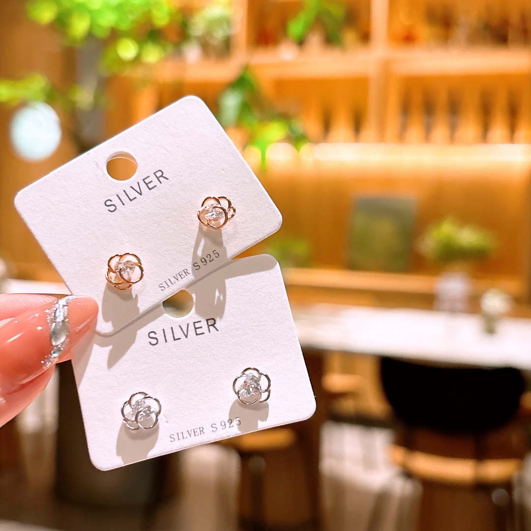 Solid Silver Earrings Fashion Banquet Gold