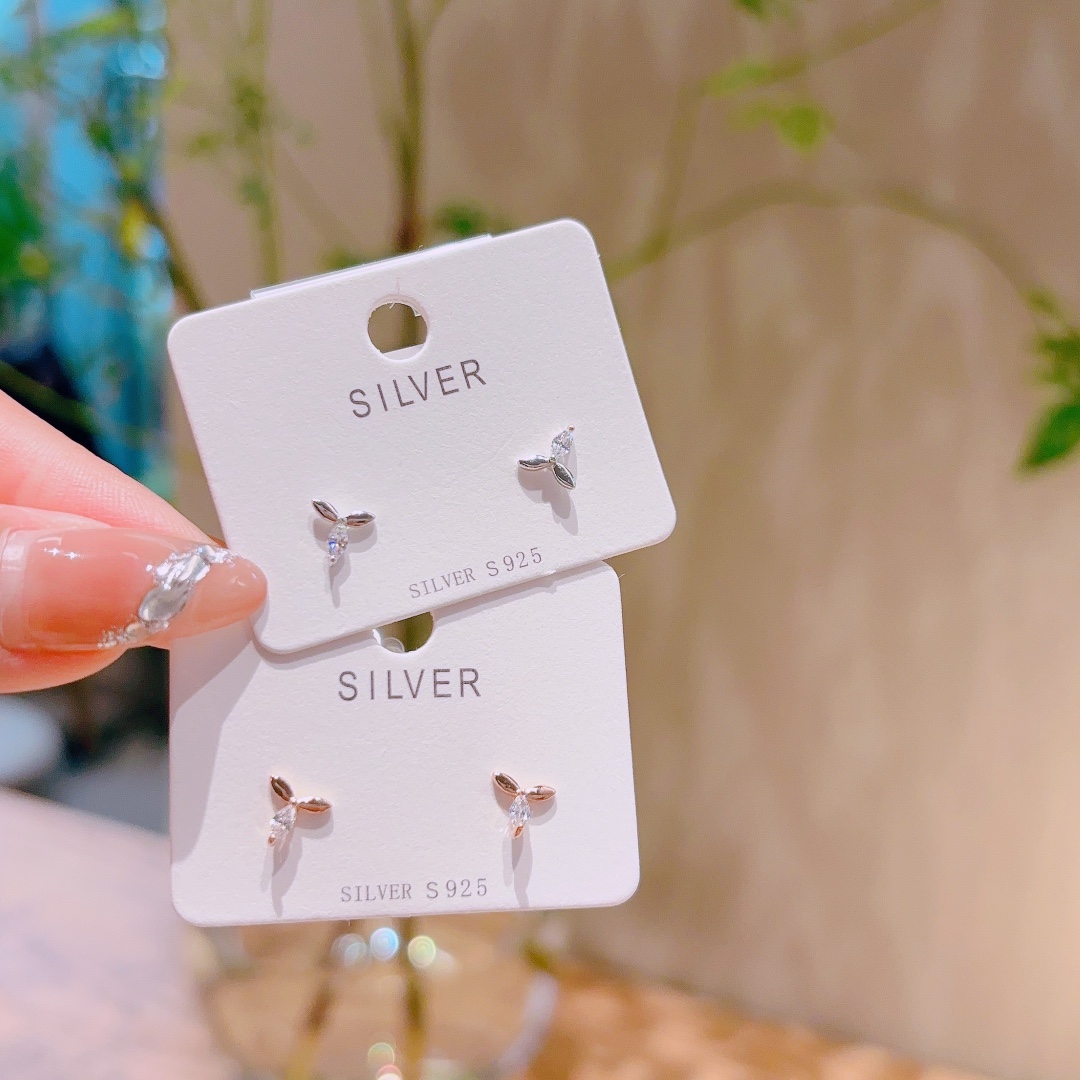 S925 Sterling Silver Earrings Fashion New Year Gold