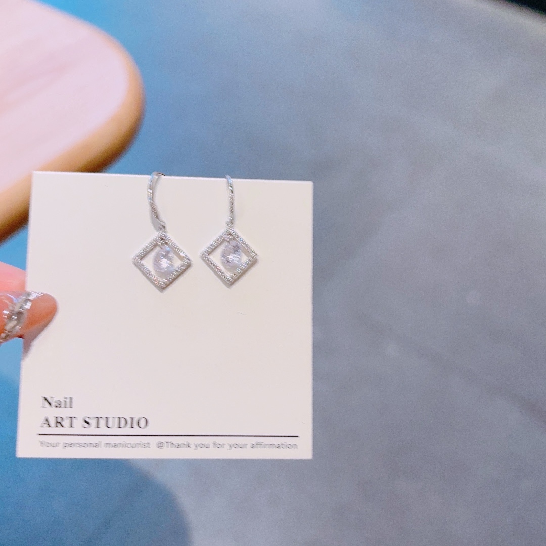 925 Silver Drop & Thread Earrings Light Luxury Annual Party Gold