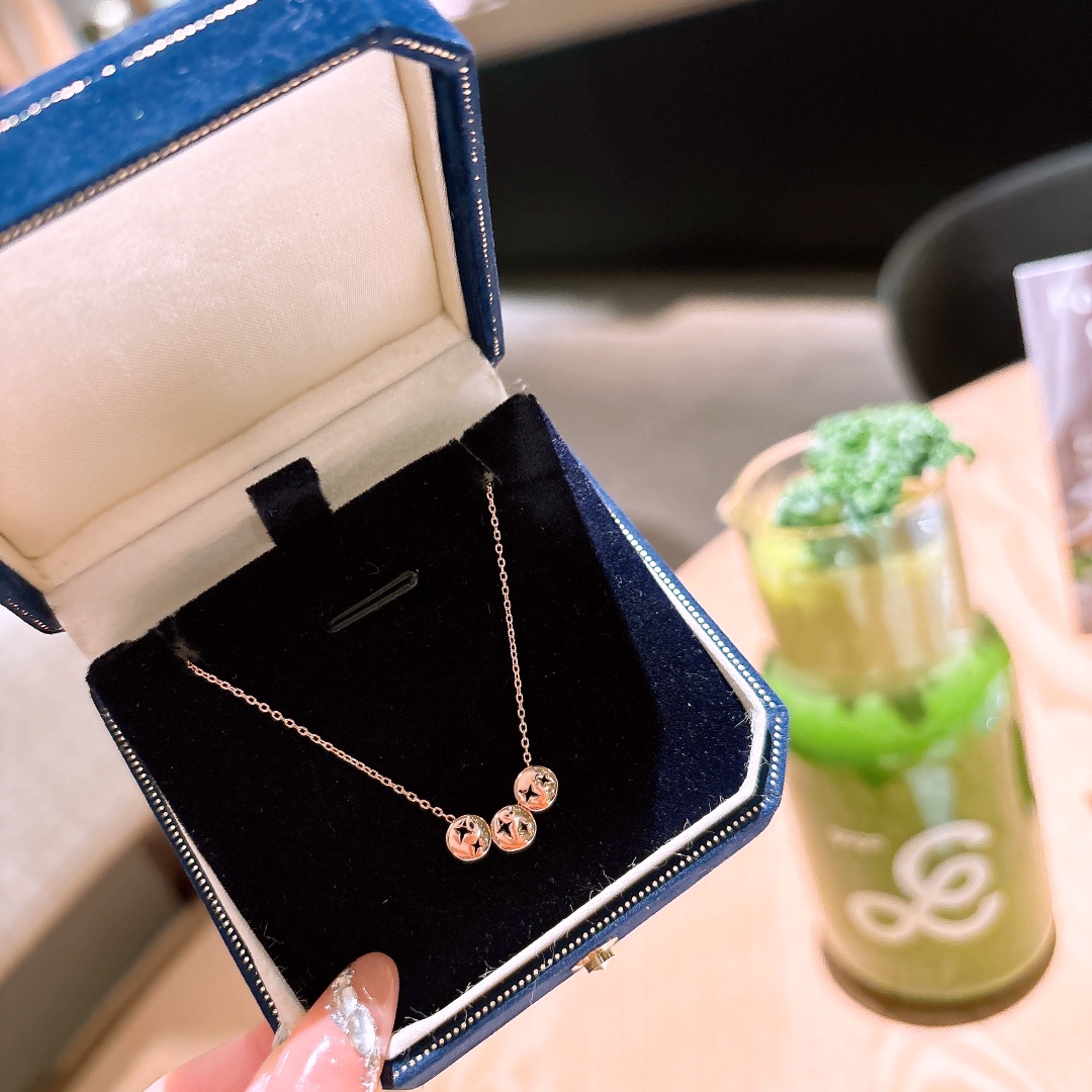 High Polish Silver Necklace Chic Everyday Wear Silver