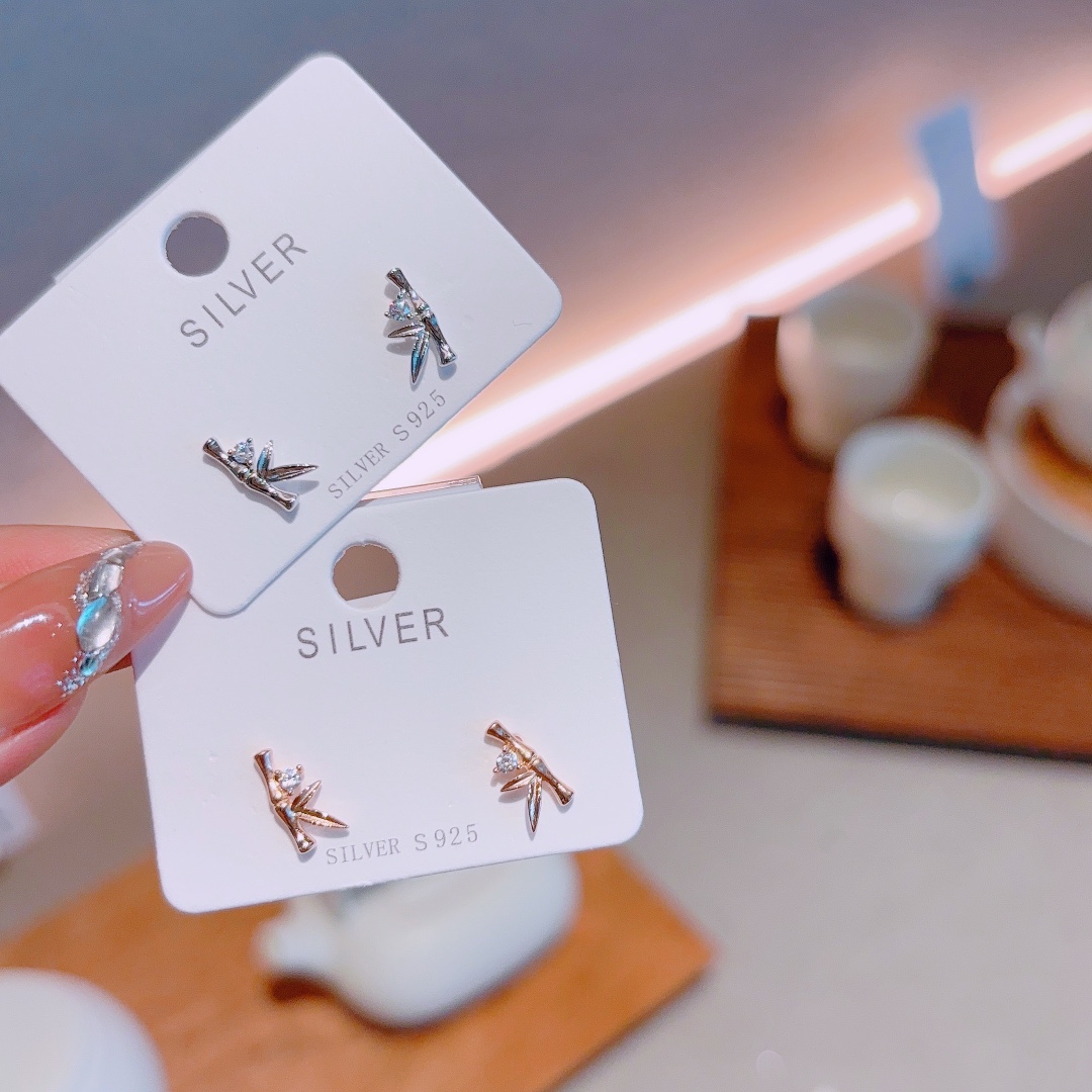 Fine Silver Earrings Ultra Minimal Christmas Silver