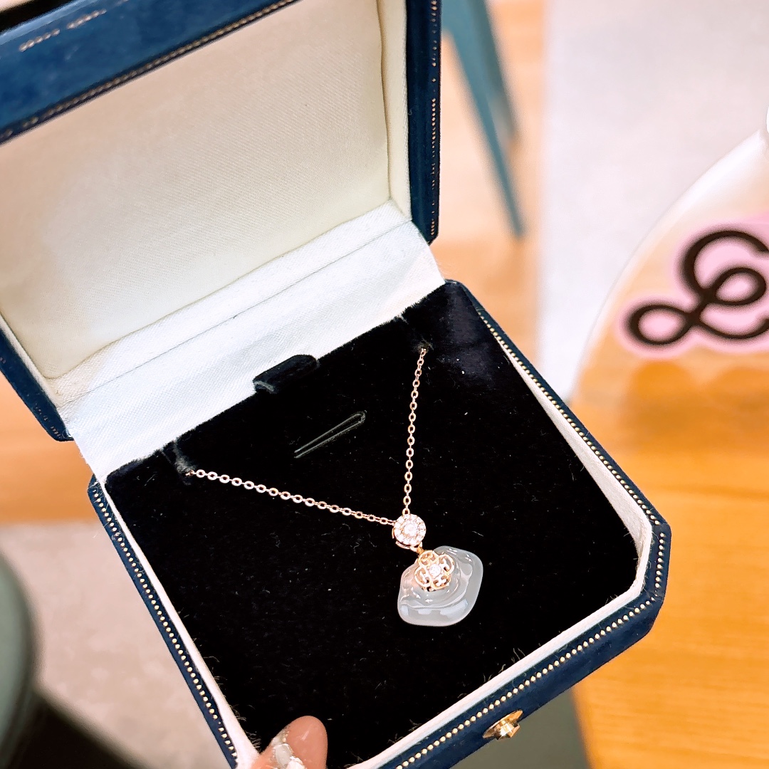 Hypoallergenic Silver Necklace Precision Date Night Gold