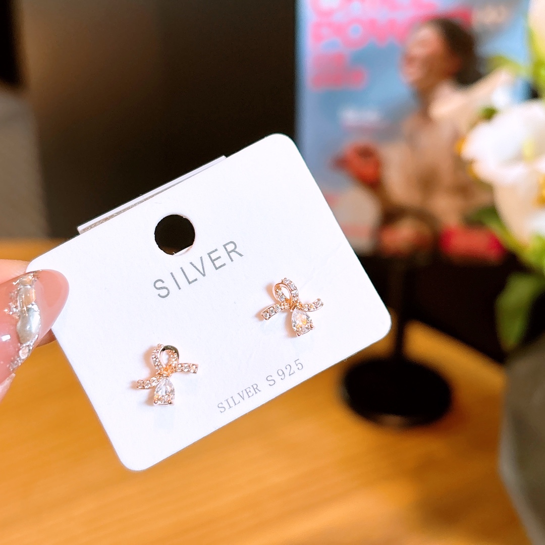 Fine Silver Earrings Premium Wedding Favor Silver