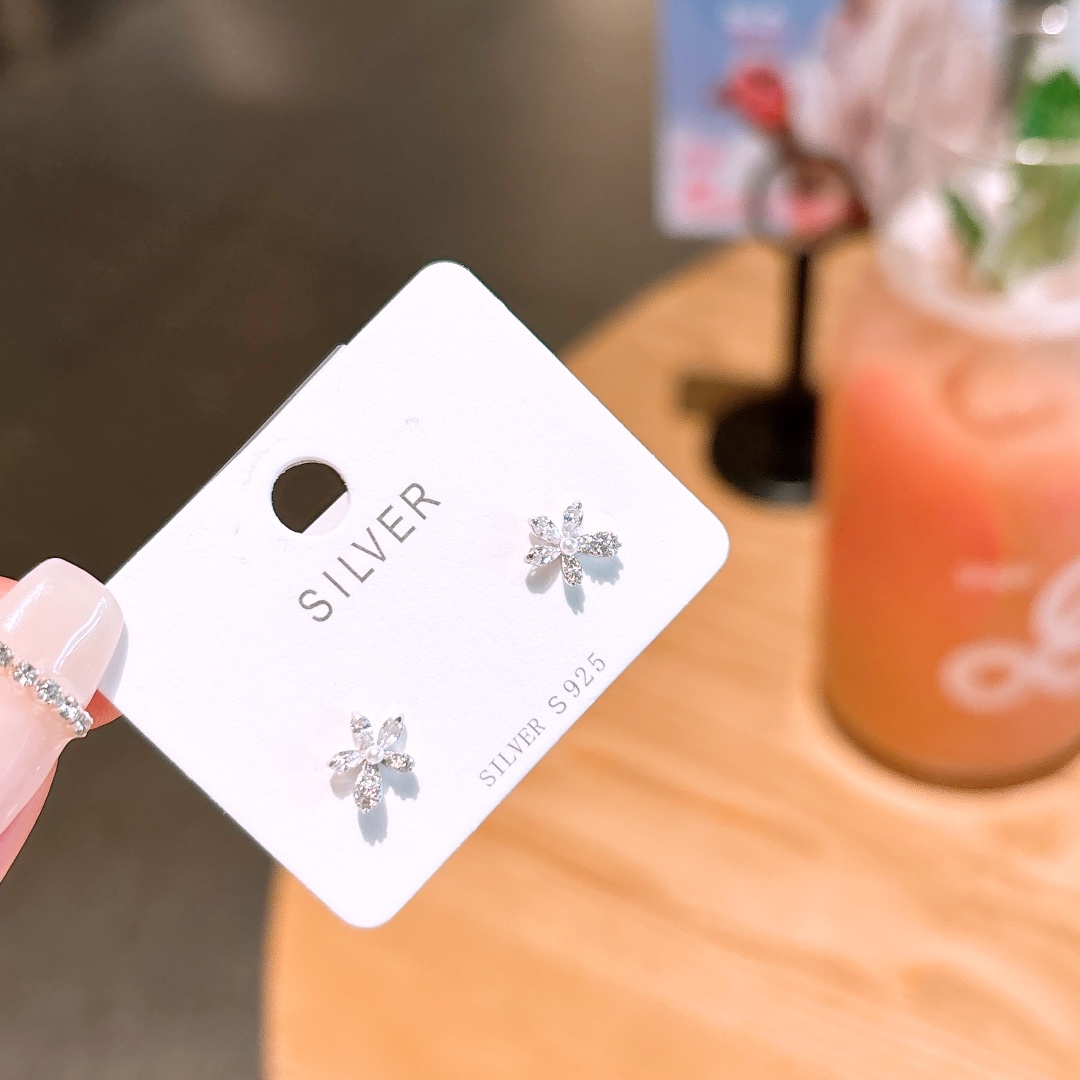 Solid Silver Earrings Sweet & Cool Travel Gold