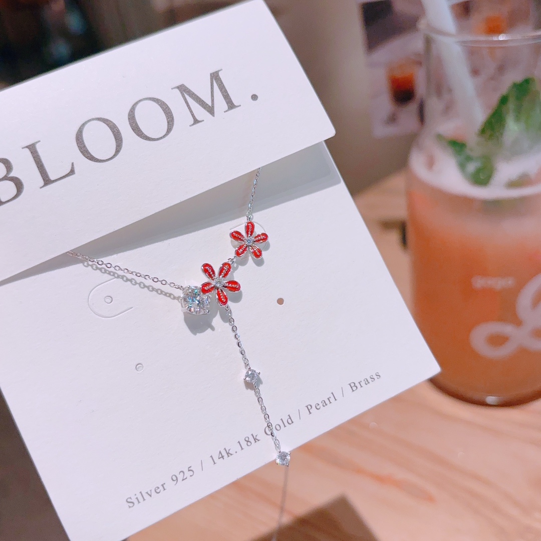 Low Allergy Silver Moissanite Necklace Precision Date Night Gold