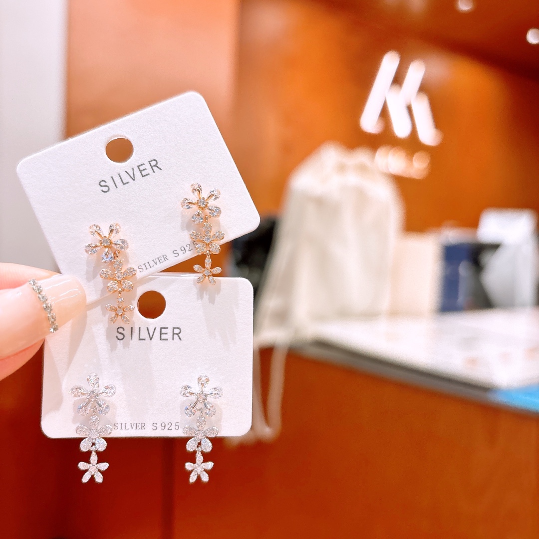 ロマンチックS925スターリングシルバーイヤリングシルバー 通勤