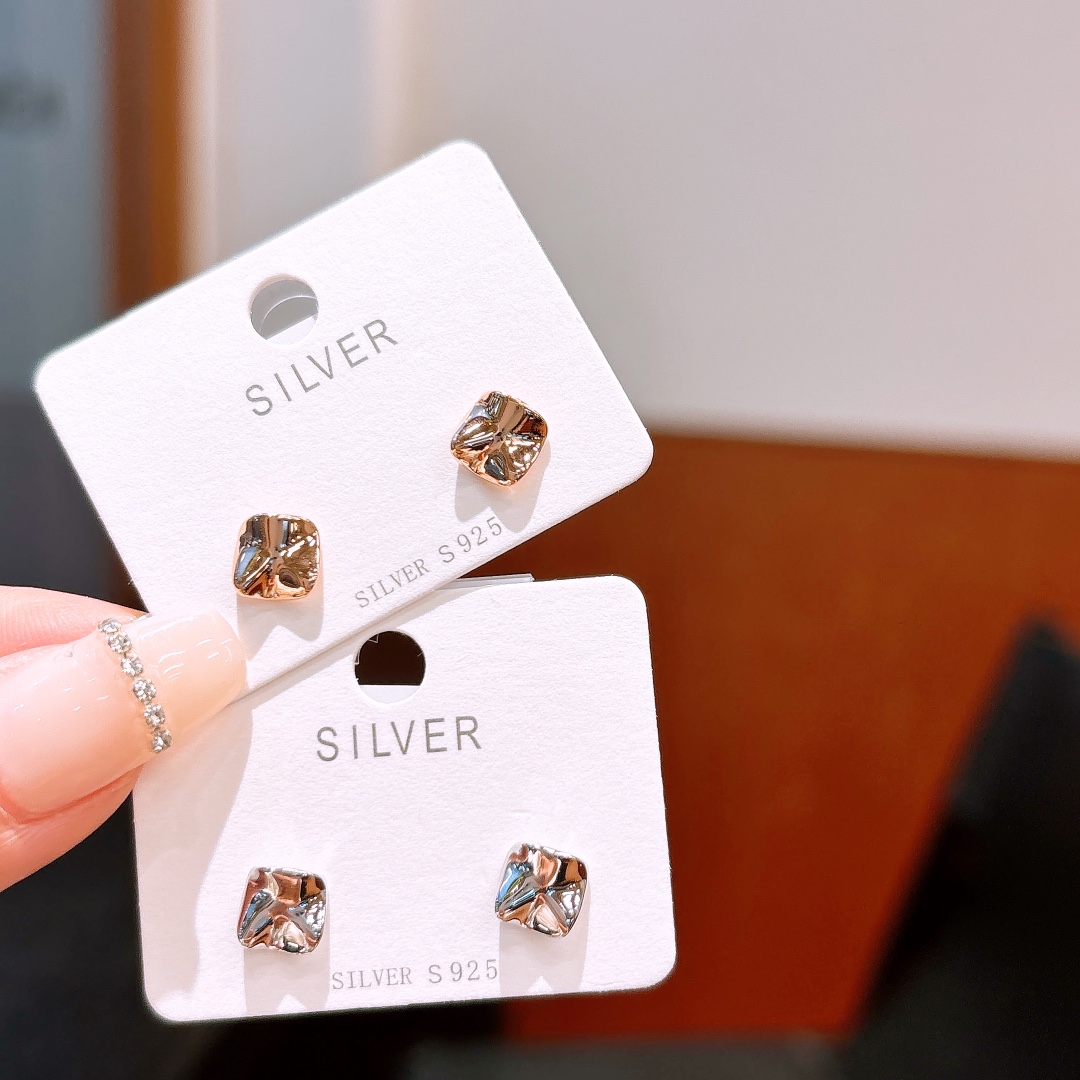 High Polish Silver Earrings Elegant Valentine's Day Silver