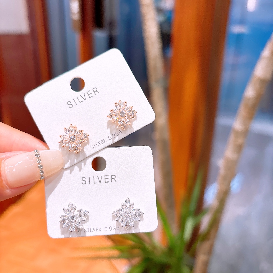 High Polish Silver Earrings Chic Graduation Gold