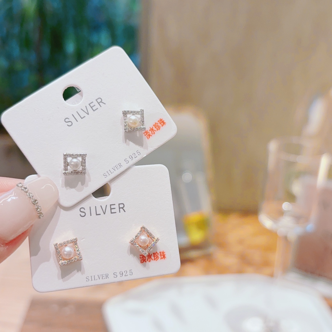 High Polish Silver Freshwater Pearl Studs Forest Proposal Gold