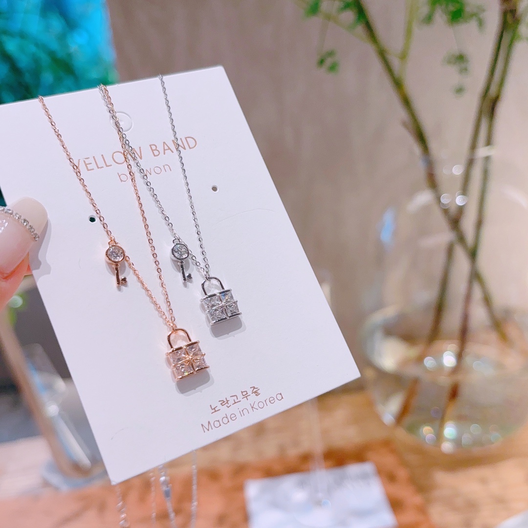 Hypoallergenic Silver Necklace Fashion New Year Silver