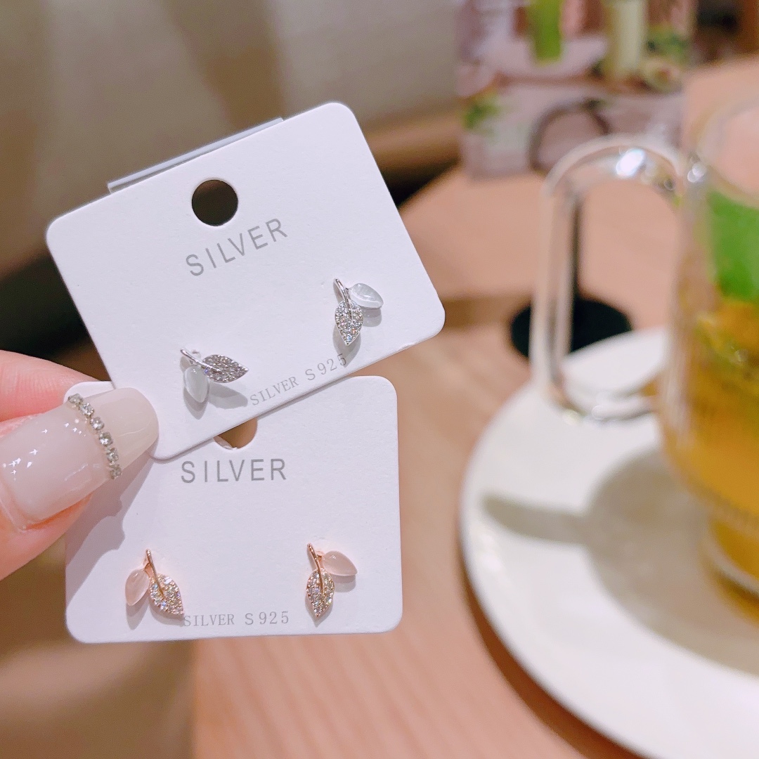 ガーリーファインシルバーイヤリングゴールド プロポーズ