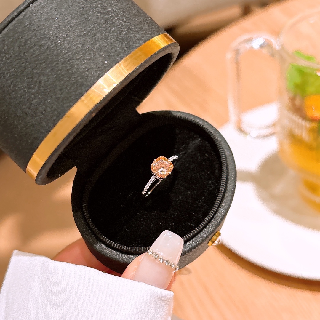 ファッションニッケル無添加銀リングシルバー 新年